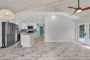 218 Lignumvitae Dr, Key Largo, FL 33037 - Photo 3