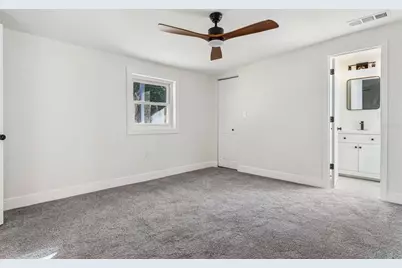 511 E Frances Avenue, Tampa, FL 33602 - Photo 11