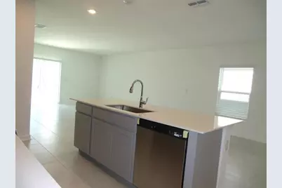 364 Loch Court, Davenport, FL 33837 - Photo 7