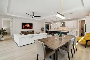 1725 Point Grace Rd, Tavares, FL 32778 - Photo 11