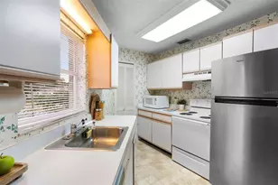 8626 Edge O Woods Ct, Orlando, FL 32819 - Photo 17