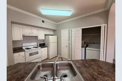 911 N Orange Avenue #125, Orlando, FL 32801 - Photo 5