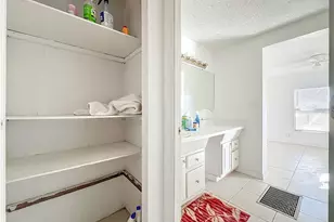 2921 Periwinkle Dr, Groveland, FL 34736 - Photo 41