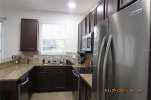 9241 Sweet Maple Ave, Orlando, FL 32832 - Photo 13