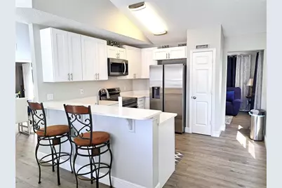 10318 Crystal Point Drive, Orlando, FL 32825 - Photo 7