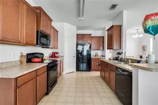 1646 Scarlet Oak Loop, Winter Garden, FL 34787 - Photo 3