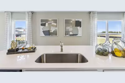 8459 Madrid Street, Lakeland, FL 33810 - Photo 9