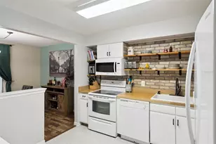 5271 Whitstable Way, Orlando, FL 32812 - Photo 11