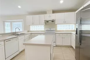 14106 Serena Lake Dr, Orlando, FL 32837 - Photo 9