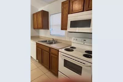 198 Majors Lane #C, Kissimmee, FL 34743 - Photo 11