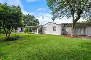 2035 Lake Sue Dr, Orlando, FL 32803 - Photo 39