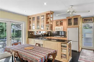 2035 Lake Sue Dr, Orlando, FL 32803 - Photo 15