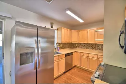 202 Padgett Drive, Lakeland, FL 33809 - Photo 11