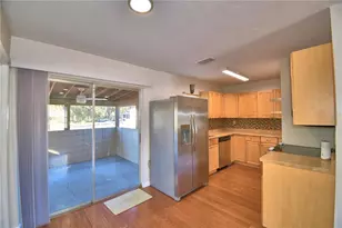 202 Padgett Dr, Lakeland, FL 33809 - Photo 9