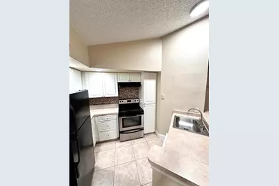 5737 Gatlin Avenue #425, Orlando, FL 32822 - Photo 5