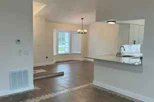 2864 Trenton Ln, Deltona, FL 32738 - Photo 11