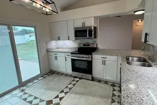 2864 Trenton Ln, Deltona, FL 32738 - Photo 25