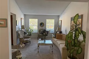 7836 Bridgestone Dr, Orlando, FL 32835 - Photo 5