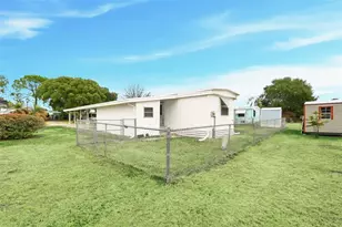 1125 Elkhart Cir, Tavares, FL 32778 - Photo 27