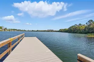 1125 Elkhart Cir, Tavares, FL 32778 - Photo 5