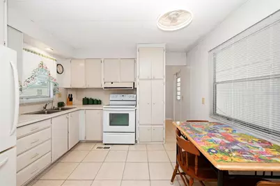 1125 Elkhart Circle, Tavares, FL 32778 - Photo 15