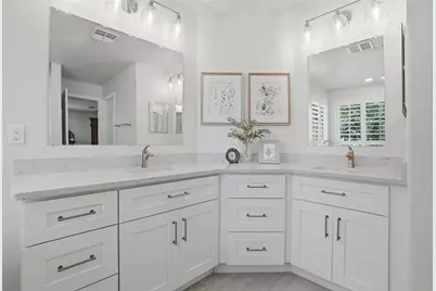 10087 Baywater Breeze Drive, Orlando, FL 32827 - Photo 17