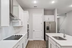 6447 Cyrils Dr, Saint Cloud, FL 34771 - Photo 5