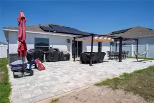 6935 Dilly Lake Ave, Groveland, FL 34736 - Photo 21