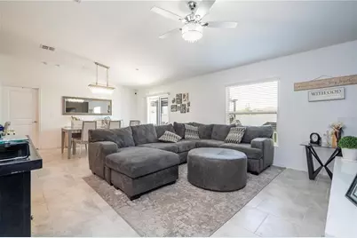 6935 Dilly Lake Avenue, Groveland, FL 34736 - Photo 7