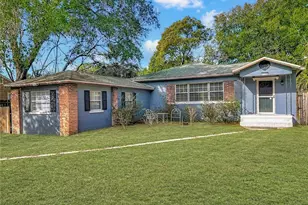 2106 Cordova Dr, Sanford, FL 32771 - Photo 5