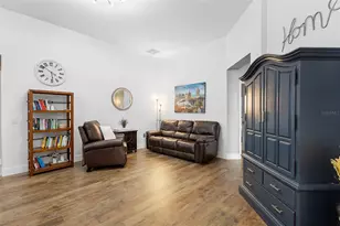 9967 Heron Pointe Dr, Orlando, FL 32832 - Photo 11