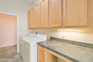 129 Crepe Myrtle Dr, Groveland, FL 34736 - Photo 21