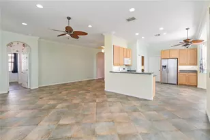 129 Crepe Myrtle Dr, Groveland, FL 34736 - Photo 17