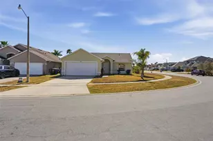 1043 Soaring Eagle Ln, Kissimmee, FL 34746 - Photo 61