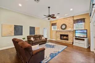 881 S Belfast Pl, Chuluota, FL 32766 - Photo 25