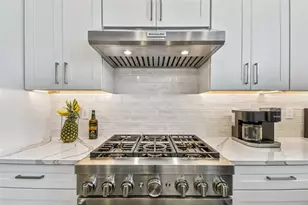 2332 Brix Streets, Orlando, FL 32804 - Photo 9