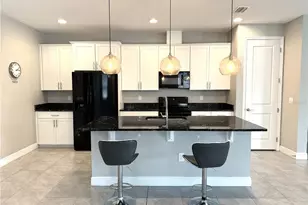 1315 Yorkshire Ct, Davenport, FL 33896 - Photo 9