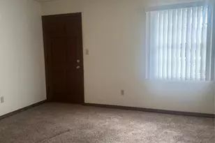 1438 E 1st Ave, Mount Dora, FL 32757 - Photo 3