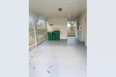 1438 E 1st Avenue, Mount Dora, FL 32757 - Photo 9