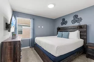 2009 Tropical Palms Cir, Kissimmee, FL 34747 - Photo 13