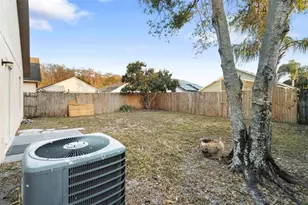 7831 Hidden Hollow Dr, Orlando, FL 32822 - Photo 29