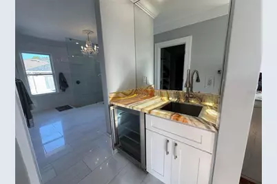 2041 Beach Dr SE, Saint Petersburg, FL 33705 - Photo 25