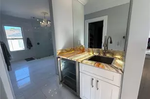 2041 Beach Dr SE, Saint Petersburg, FL 33705 - Photo 25