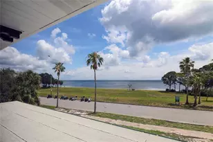 2041 Beach Dr SE, Saint Petersburg, FL 33705 - Photo 19