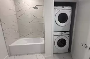 420 Famagusta Dr, Davenport, FL 33896 - Photo 9