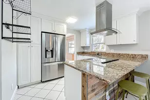 5177 Chesapeake Ave, Orlando, FL 32808 - Photo 13