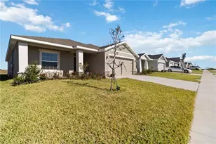 2239 Sunset Wy, Davenport, FL 33837 - Photo 1