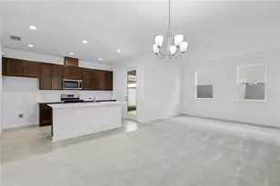 1723 Crowncrest Dr, Apopka, FL 32703 - Photo 5