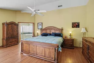 8634 Whispering Willow Ct, Orlando, FL 32835 - Photo 17