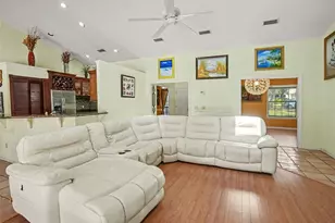 8634 Whispering Willow Ct, Orlando, FL 32835 - Photo 5